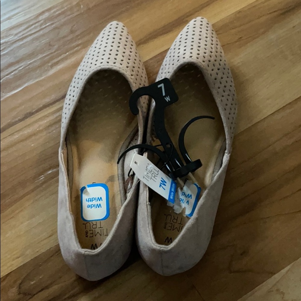 Time and Tru dress shoes